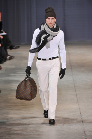 Louis Vuitton / - 2009-2010